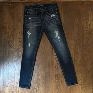 Express legging mid rise skinny jeans. Size 4 short!